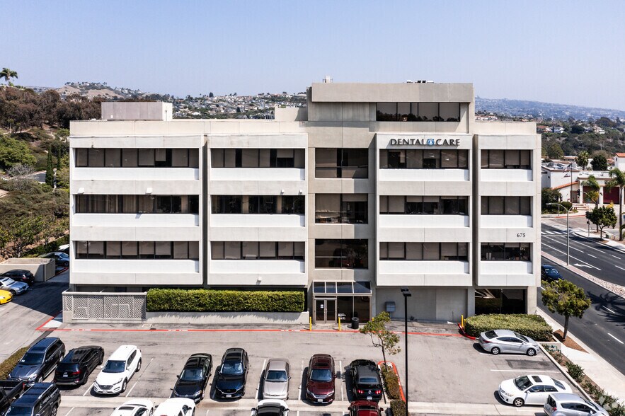 More Photos Of 675 Camino de los Mares, San Clemente Medical For Lease