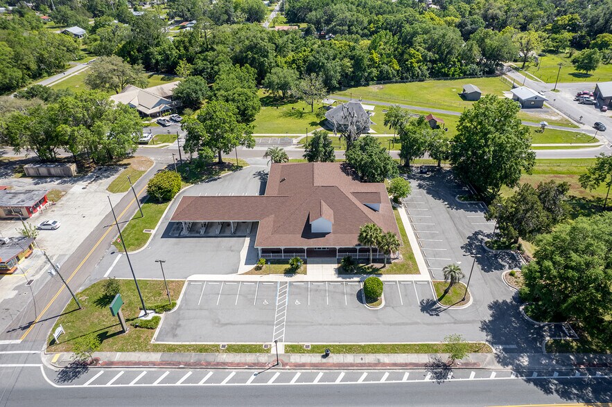 More Photos Of 300 W Main St, Lake Butler Storefront Retail Office For Sale