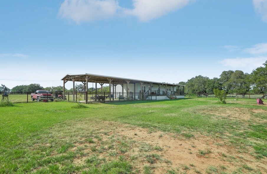 More Photos Of 9009 FM 462 S, Hondo Land For Sale