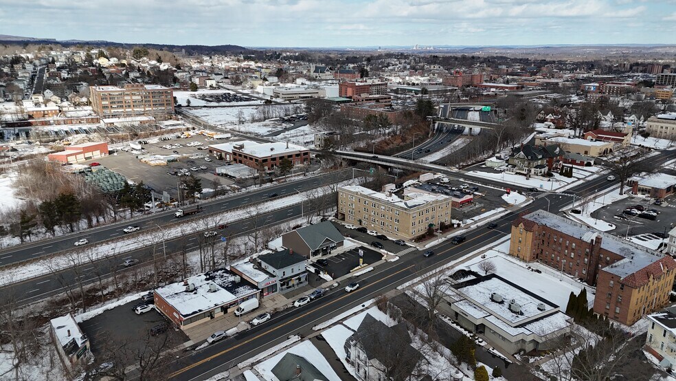 More Photos Of 385 W Main St, New Britain Storefront Retail Office For Lease