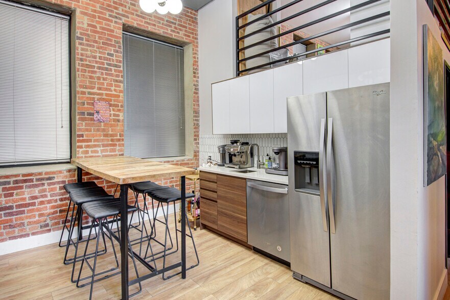 More Photos Of 1732 Wazee St, Denver Loft Creative Space For Sale