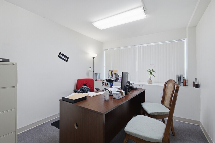 More Photos Of 201 New Bridge St, Jacksonville Office Residential For Sale