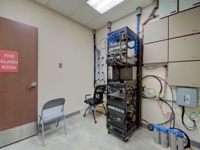 More Photos Of 2201 W South Ave, Ponca City Warehouse For Sale