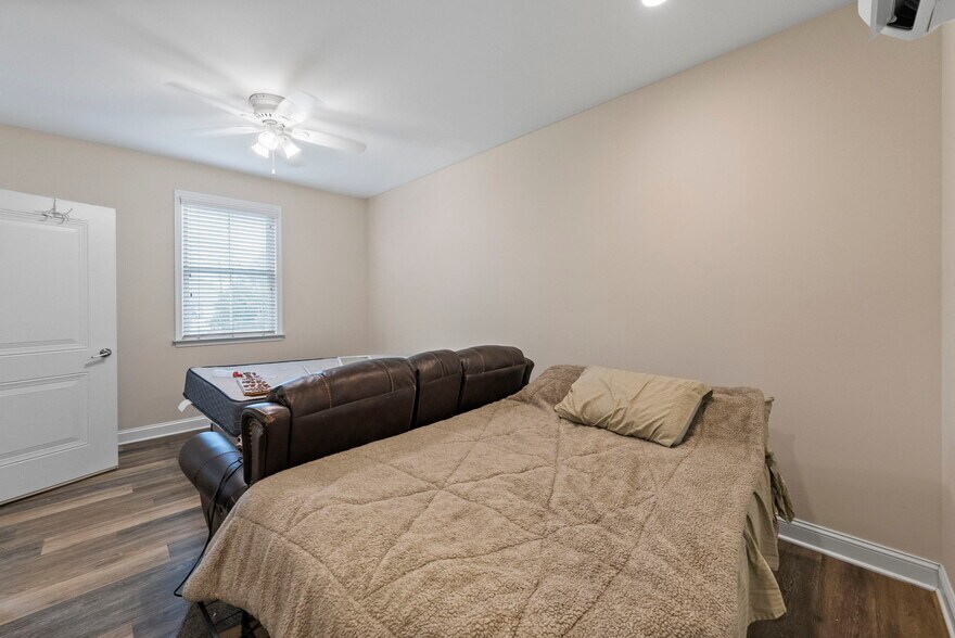 More Photos Of , Ewing Unknown For Sale