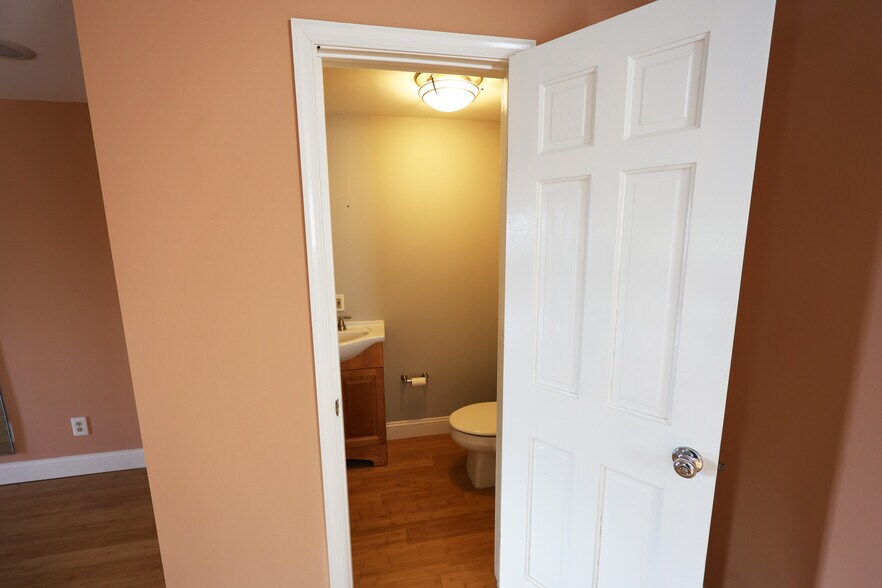 More Photos Of 812 State Road 206, Princeton Office For Lease