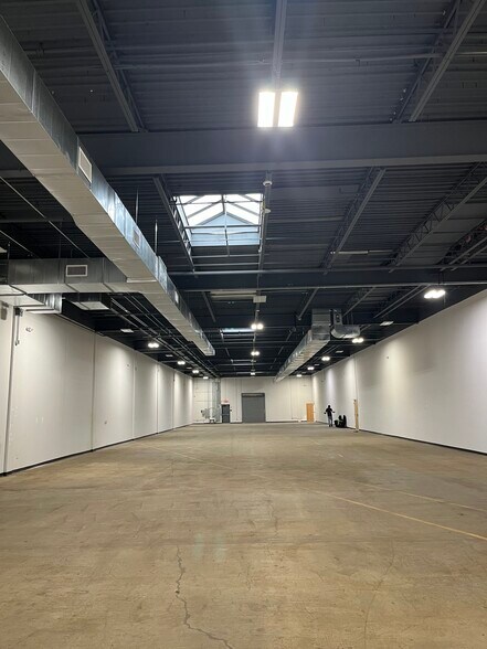 More Photos Of 371-528 Maier Pl, Columbus Office For Lease