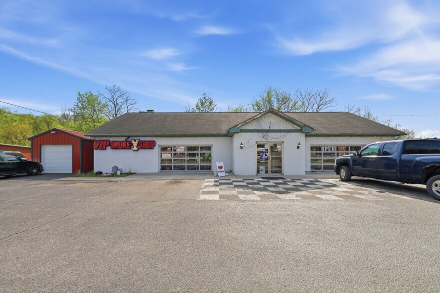 Primary Photo Of 619 Green Blvd, Aurora Freestanding For Sale
