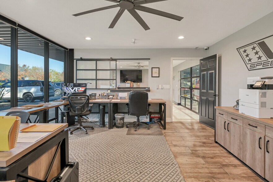 More Photos Of 2835 Duke Ct, Santa Rosa Industrial For Sale