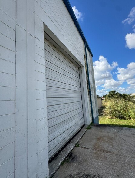 More Photos Of 1111 W Main St, Lakeland Industrial For Sale