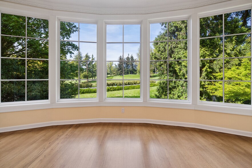 More Photos Of 1500 SE Waverly Dr, Portland Office Residential For Sale