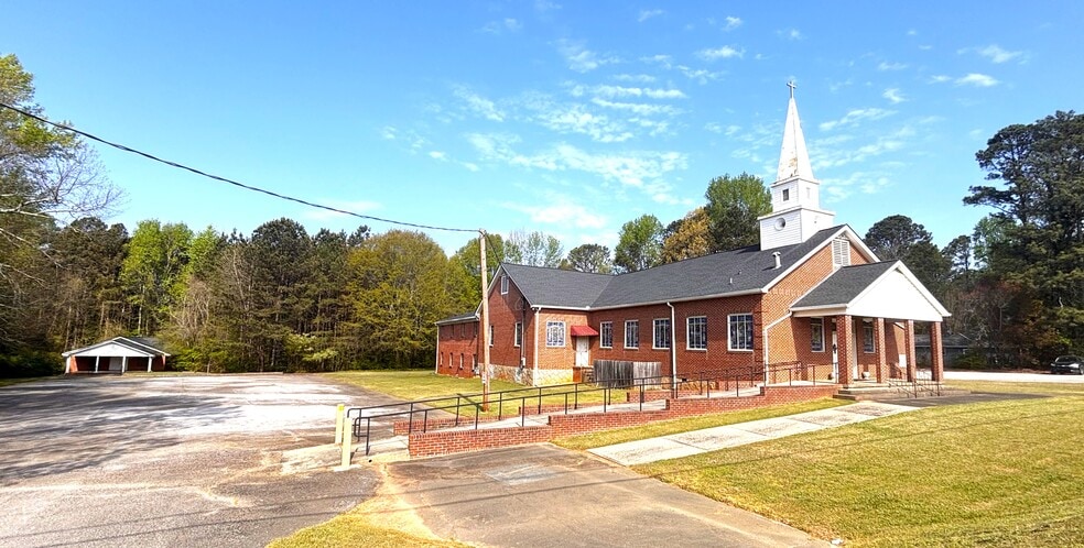 Primary Photo Of 1147 Panola Rd, Stone Mountain Religious Facility For Sale