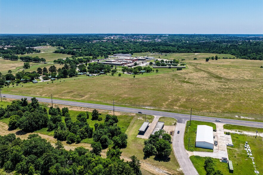 More Photos Of 1902 American Legion dr, Huntsville Specialty For Sale
