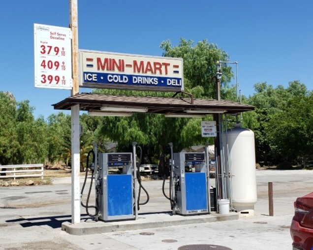 More Photos Of 6851 Airline Highway, Tres Pinos Storefront For Lease