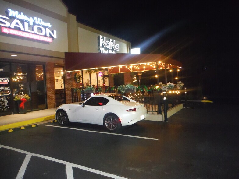 More Photos Of 2360 Towne Lake Pky, Woodstock Storefront For Lease