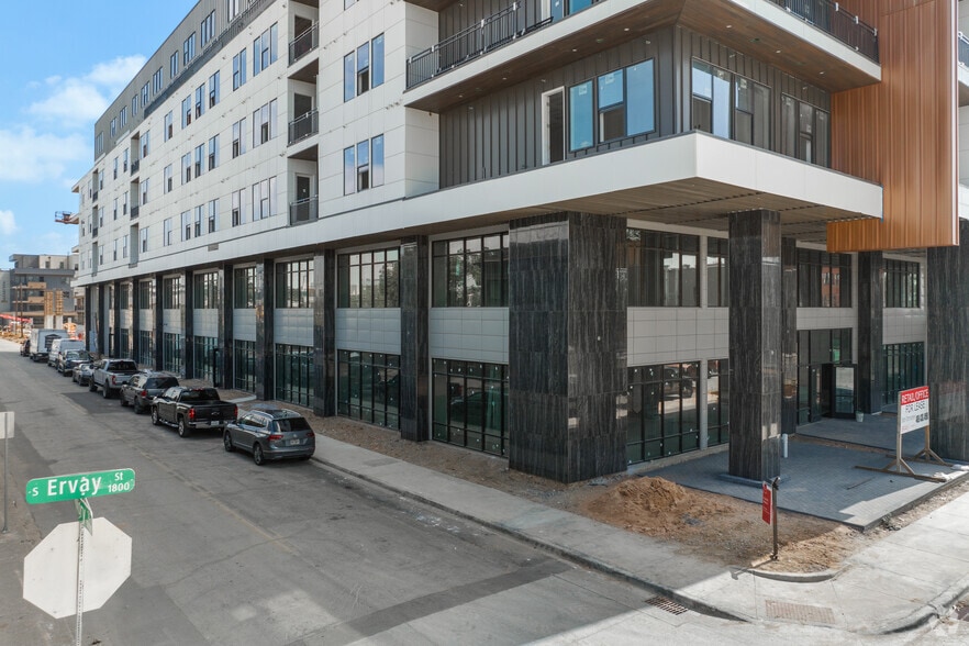 More Photos Of 1900 S Ervay St, Dallas Apartments For Lease