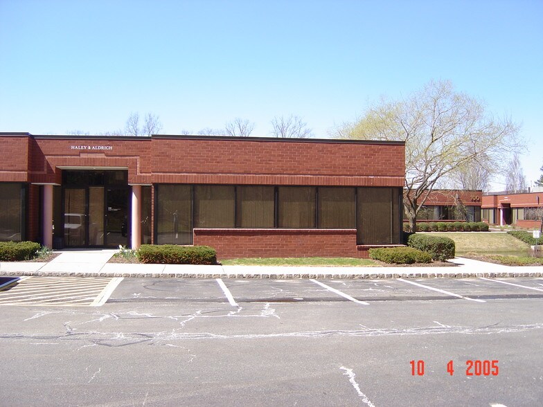 More Photos Of 200 Mineral Springs Rd, Rockaway Medical For Lease