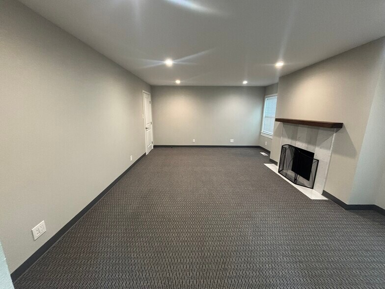 More Photos Of 1130-1132 McKendrie St, San Jose Medical For Lease