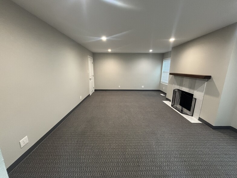 More Photos Of 1130-1132 McKendrie St, San Jose Medical For Lease