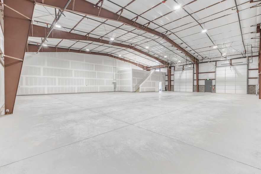 More Photos Of 3430 E Plant Dr, Washington Warehouse For Lease