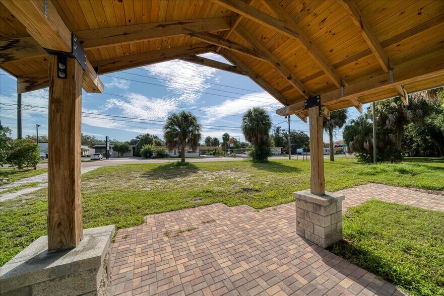 More Photos Of 1040 Broadway, Dunedin Land For Lease