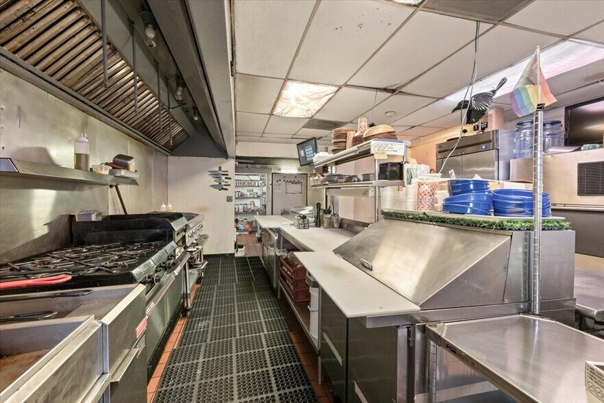 More Photos Of 7321 Madison St, Forest Park Restaurant For Sale