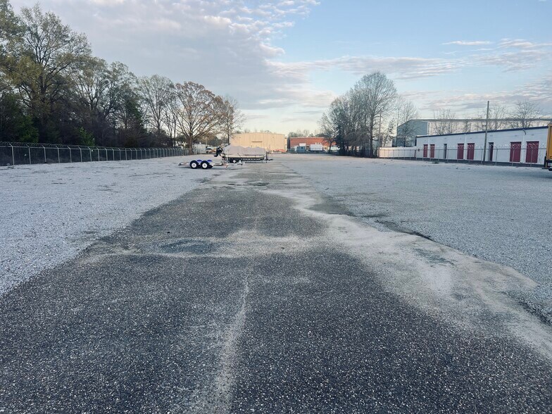 More Photos Of 3620 Day St Day St, Montgomery Land For Lease