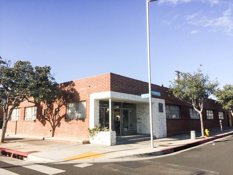 More Photos Of 1601 Colorado Ave, Santa Monica Showroom For Lease