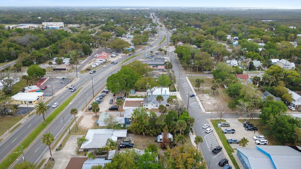 More Photos Of 324 N Orange St, New Smyrna Beach Multifamily For Sale
