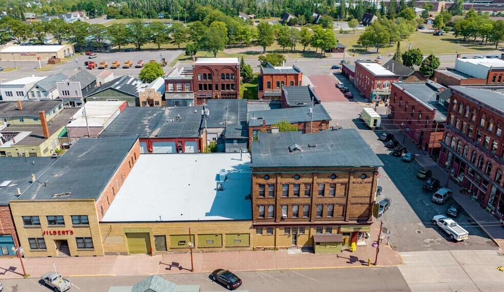 More Photos Of 300 6th St, Calumet Storefront Retail Residential For Sale