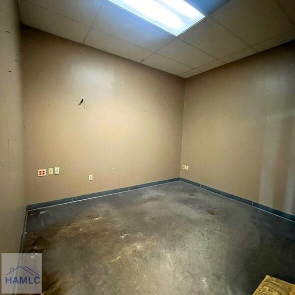 More Photos Of 103 E General Screven Way, Hinesville Unknown For Lease