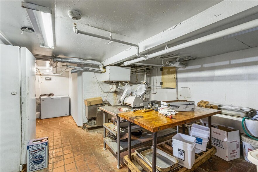 More Photos Of 4 Main St, Kings Park Storefront Retail Residential For Sale