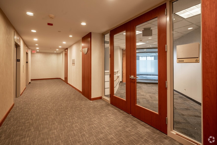 Photo of 20th Floor Ste 2000