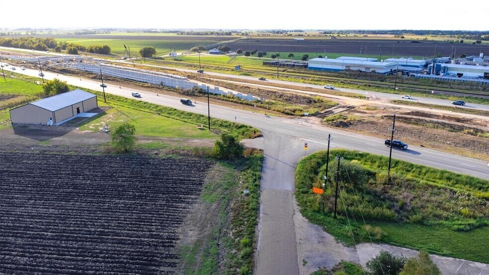 More Photos Of 117 County Road 227, East Bernard Land For Sale