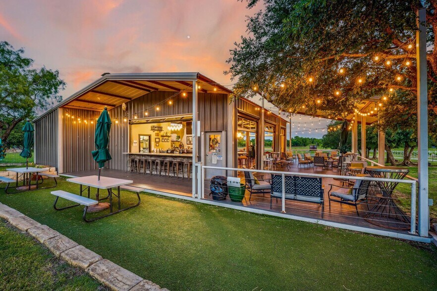 More Photos Of 675 County Road 497, Dublin Winery Vineyard For Sale