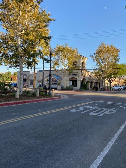 More Photos Of 24237 Main St, Santa Clarita Medical For Sale