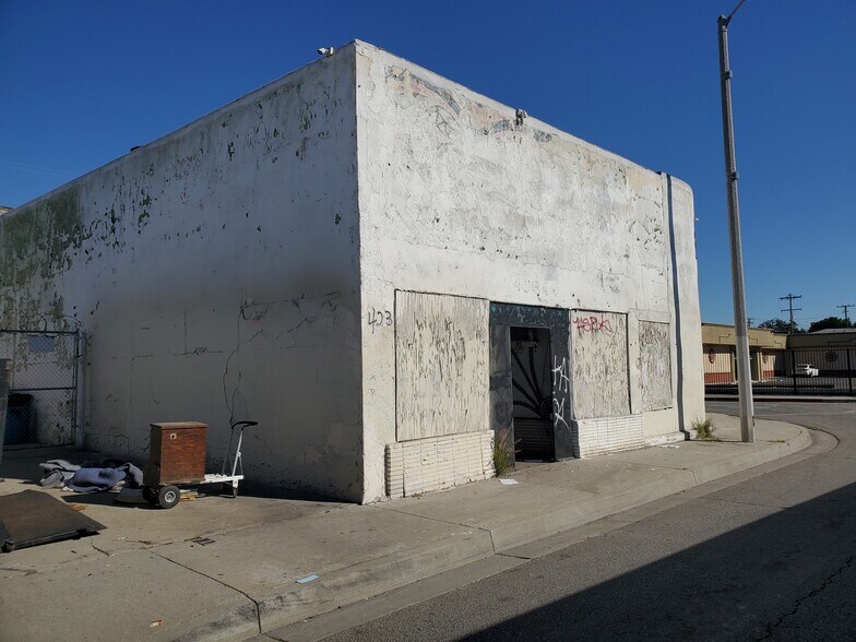More Photos Of 425 Rosecrans, Compton General Retail For Sale