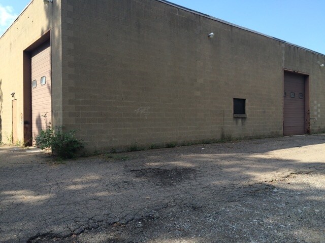 More Photos Of 132-134 23rd St, Pittsburgh Warehouse For Lease