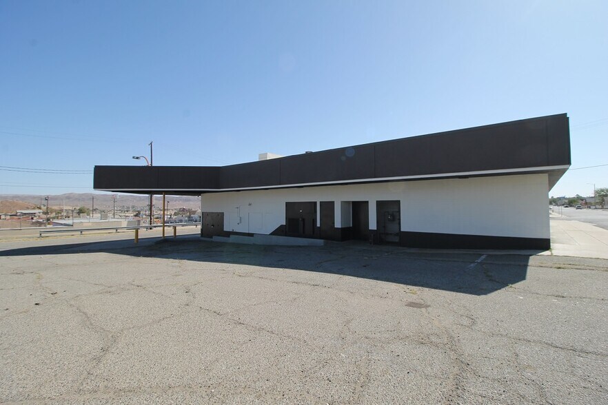 More Photos Of 120 S 1st Ave, Barstow Freestanding For Sale