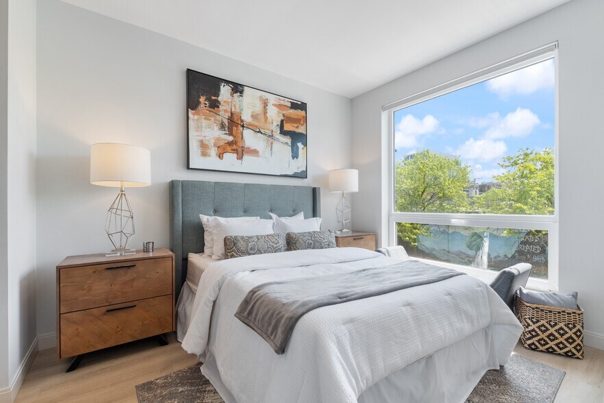 More Photos Of 4501 N Sheridan Rd, Chicago Apartments For Lease