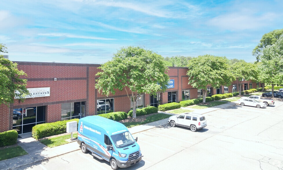 Primary Photo Of 9115 Old Statesville Rd, Charlotte Light Distribution For Lease