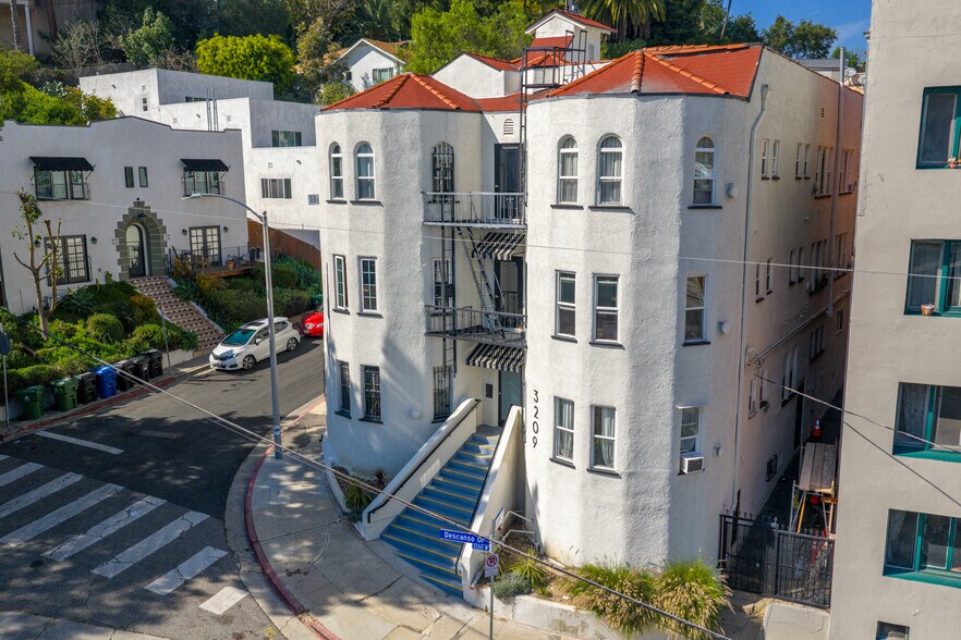 More Photos Of 3209 Descanso Dr, Los Angeles Apartments For Sale