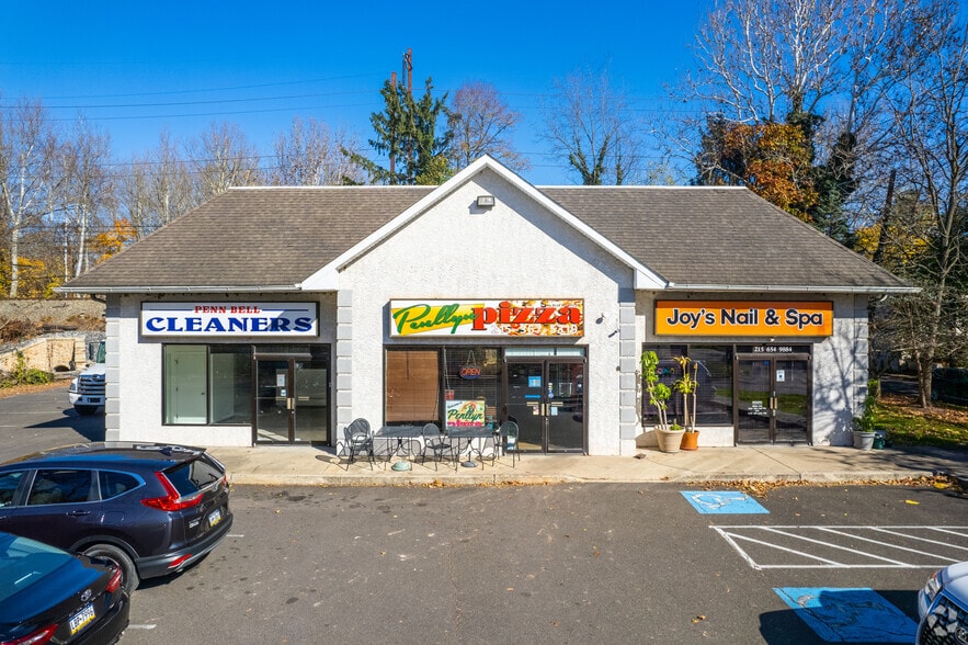 More Photos Of 401 Penllyn Blue Bell Pike, Blue Bell Storefront Retail Office For Sale