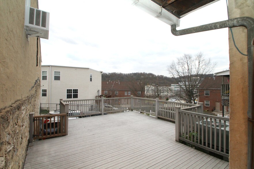 More Photos Of 67-73 Harry St, Conshohocken Office For Lease