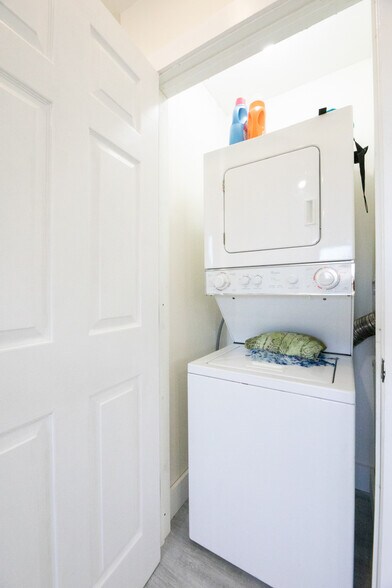 More Photos Of 742 NW 70th St, Miami Apartments For Sale