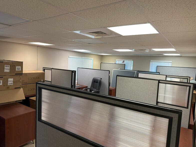 More Photos Of 128 W Charlotte Ave, Punta Gorda Office Residential For Sale