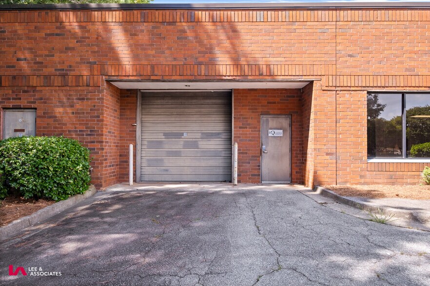 More Photos Of 3100 Medlock Bridge Rd, Peachtree Corners Flex For Sale