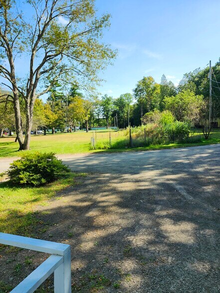 More Photos Of 37-69 Ava Maria Dr, Phoenicia Apartments For Sale