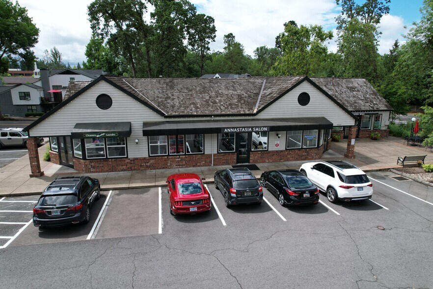 More Photos Of , Lake Oswego Unknown For Sale