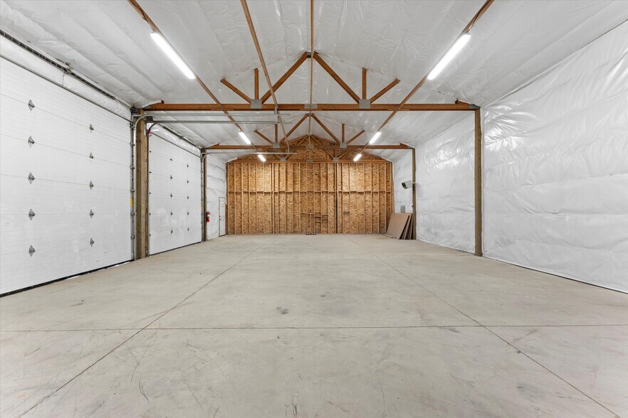 More Photos Of 221 Hamilton Rd, Moses Lake Warehouse For Lease