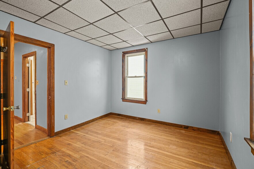 More Photos Of 337 Columbia St, Fall River Apartments For Sale